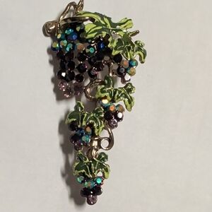 Gorgeous Grapevine Brooch. All Stones Intact. Estate Vintage